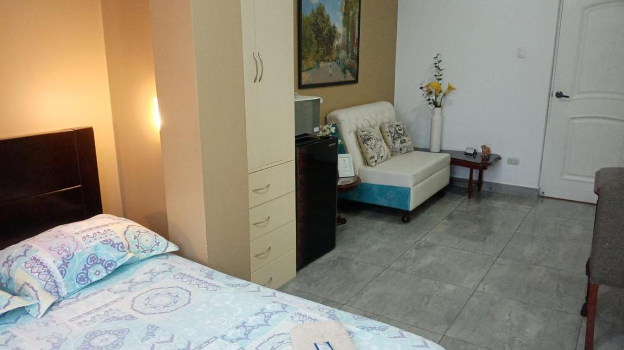 Strenua - Las Quintanas Trujillo Exterior foto